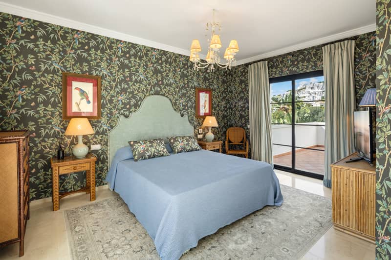 Villa Benahavís — 2